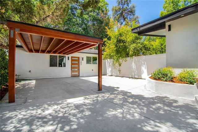 22284 Avenue San Luis, Woodland Hills, CA 91364