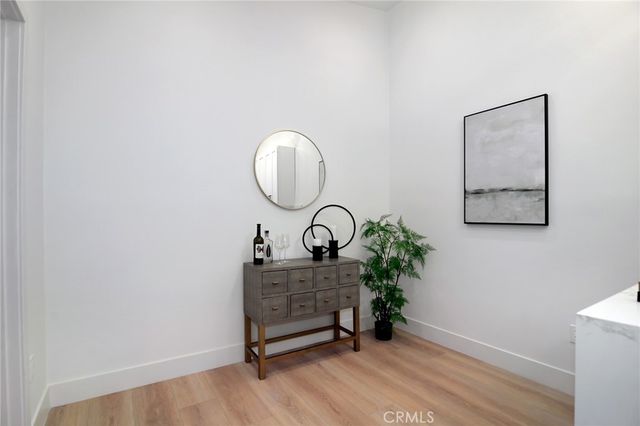 22284 Avenue San Luis, Woodland Hills, CA 91364