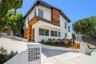 22284 Avenue San Luis, Woodland Hills, CA 91364