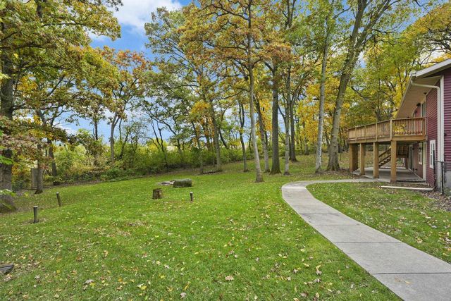 2945 Wyndwood Way, Sun Prairie, WI 53590