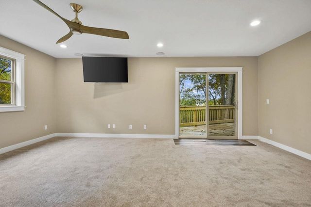 2945 Wyndwood Way, Sun Prairie, WI 53590