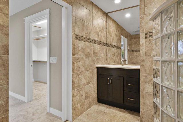 2945 Wyndwood Way, Sun Prairie, WI 53590