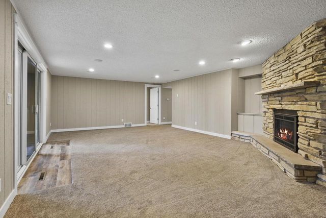 2945 Wyndwood Way, Sun Prairie, WI 53590