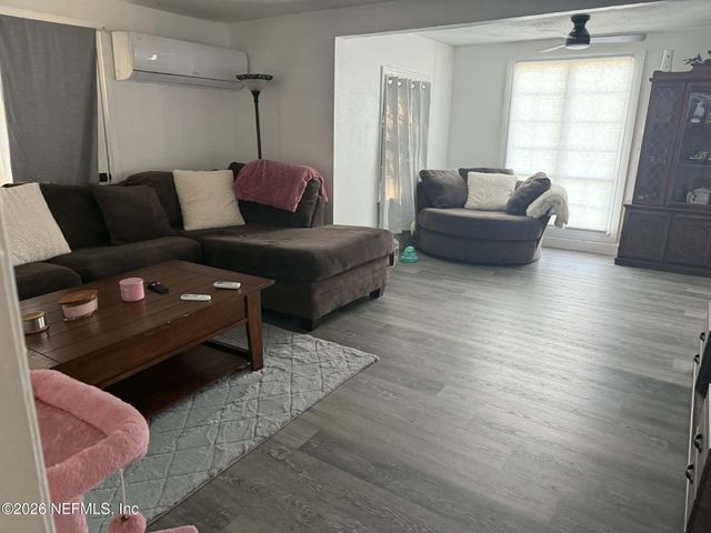 656 STATE ROAD 20, Palatka, FL 32177