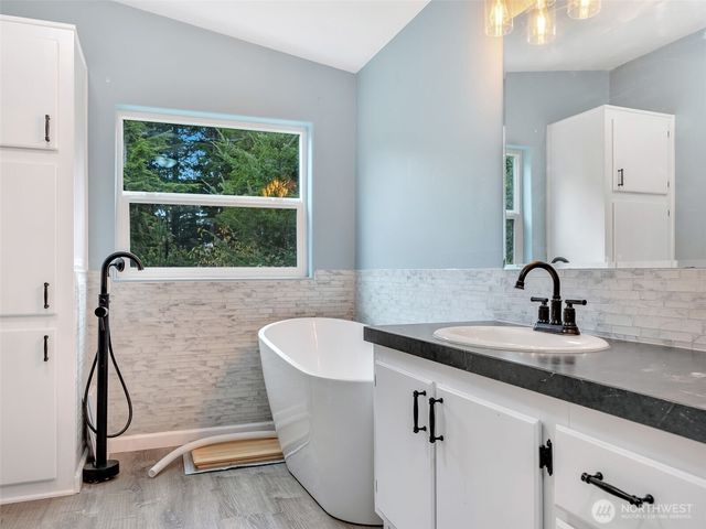 2701 225th Place, Ocean Park, WA 98640