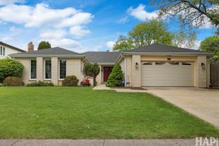 3930 Gloria Court, Glenview, IL 60025