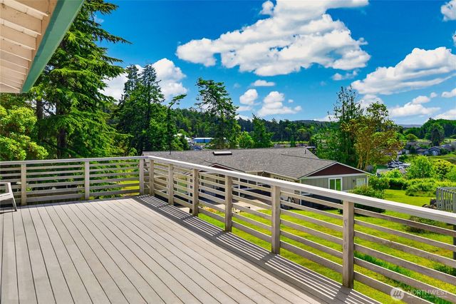 220 Skagit Way, La Conner, WA 98257