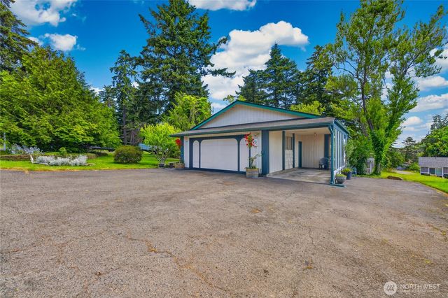 220 Skagit Way, La Conner, WA 98257