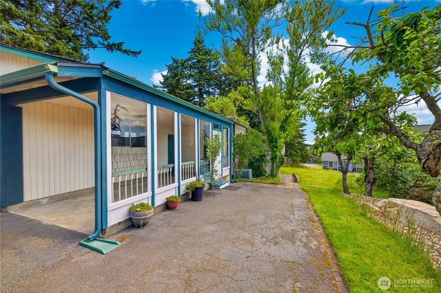 220 Skagit Way, La Conner, WA 98257