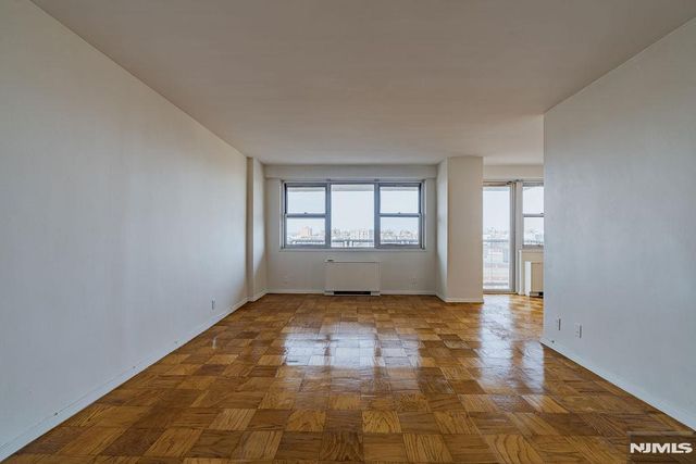 6600 JFK Blvd E 10K, West New York, NJ 07093