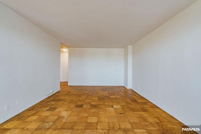 6600 JFK Blvd E 10K, West New York, NJ 07093