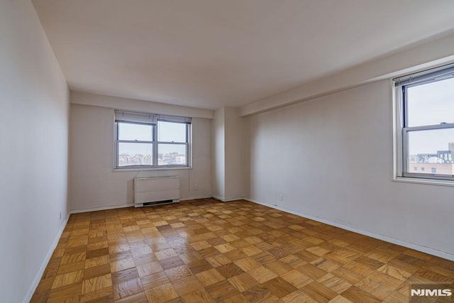 6600 JFK Blvd E 10K, West New York, NJ 07093