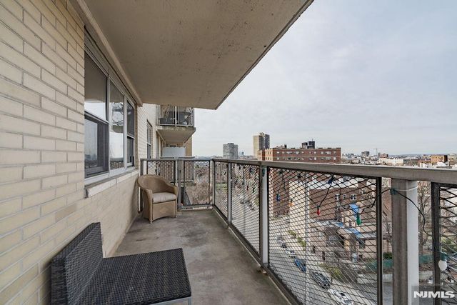 6600 JFK Blvd E 10K, West New York, NJ 07093