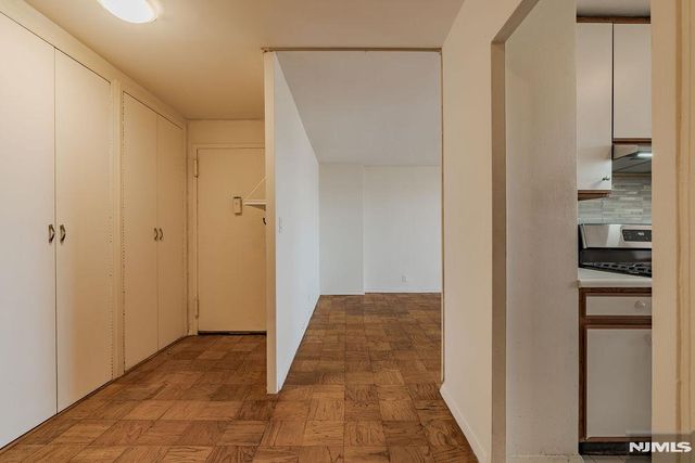 6600 JFK Blvd E 10K, West New York, NJ 07093