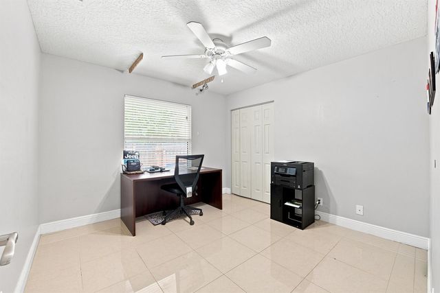 1526 SW MULLINAX Avenue, Port St. Lucie, FL 34953