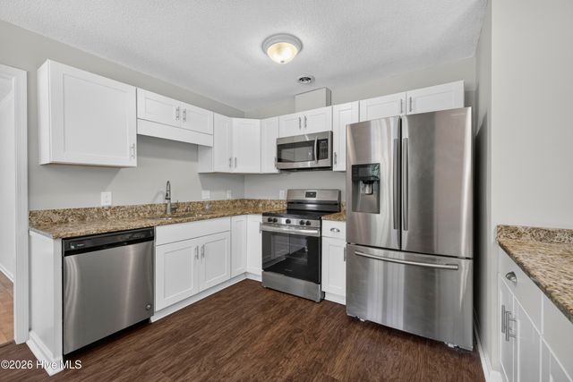 6700 Batsonwood Court, Wilmington, NC 28405