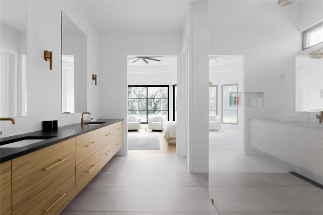 8609 Navidad DR, Austin, TX 78735