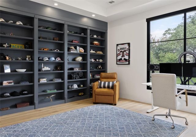 8609 Navidad DR, Austin, TX 78735