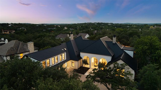 8609 Navidad DR, Austin, TX 78735
