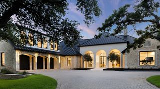 8609 Navidad DR, Austin, TX 78735