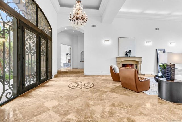 6102 Avenida Alteras, Rancho Santa Fe, CA 92067