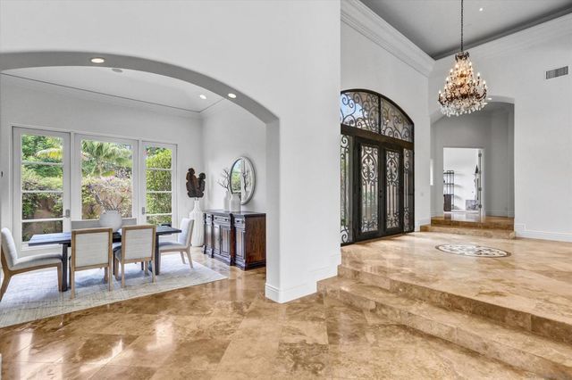 6102 Avenida Alteras, Rancho Santa Fe, CA 92067