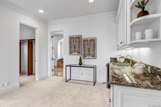 6102 Avenida Alteras, Rancho Santa Fe, CA 92067