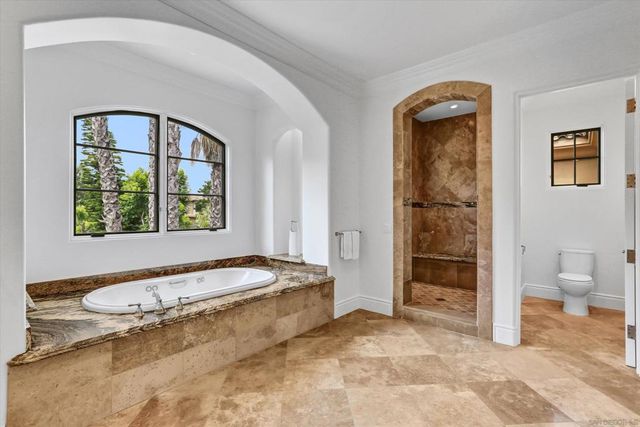 6102 Avenida Alteras, Rancho Santa Fe, CA 92067
