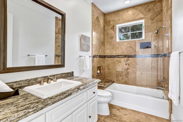 6102 Avenida Alteras, Rancho Santa Fe, CA 92067