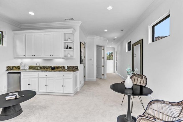 6102 Avenida Alteras, Rancho Santa Fe, CA 92067