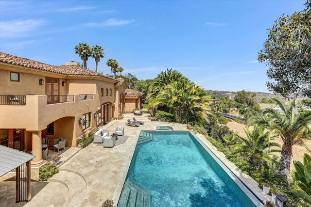6102 Avenida Alteras, Rancho Santa Fe, CA 92067