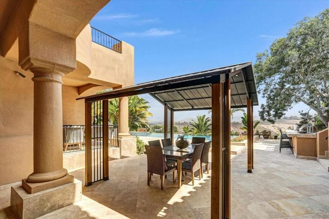 6102 Avenida Alteras, Rancho Santa Fe, CA 92067