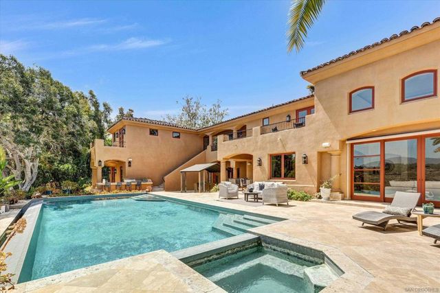 6102 Avenida Alteras, Rancho Santa Fe, CA 92067