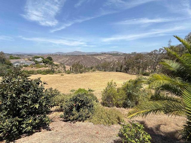 6102 Avenida Alteras, Rancho Santa Fe, CA 92067