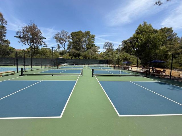 6102 Avenida Alteras, Rancho Santa Fe, CA 92067