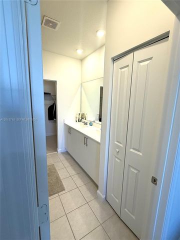 4941 Oakmont Dr 5838, Dania Beach, FL 33312