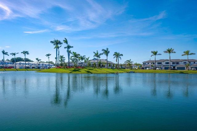 4941 Oakmont Dr 5838, Dania Beach, FL 33312