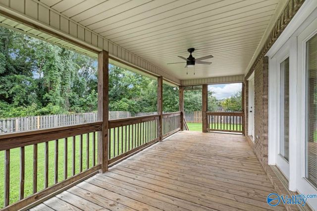 112 Shallowhill Road, Huntsville, AL 35811