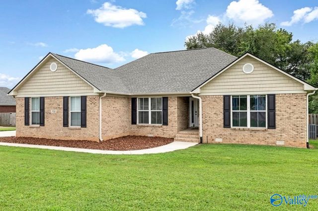 112 Shallowhill Road, Huntsville, AL 35811