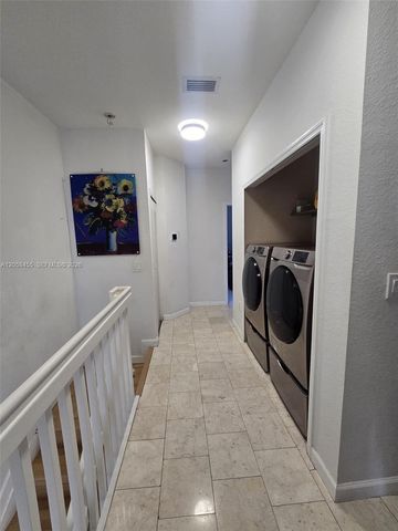 7950 NW 108th Pl, Doral, FL 33178