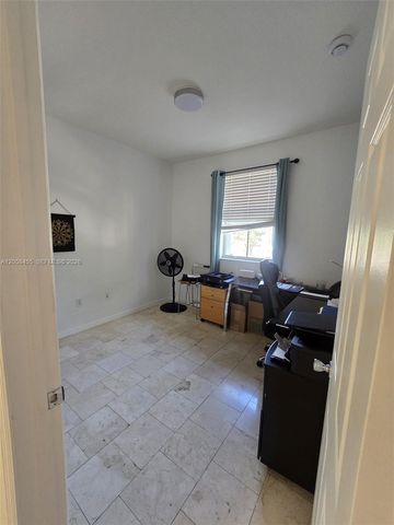 7950 NW 108th Pl, Doral, FL 33178