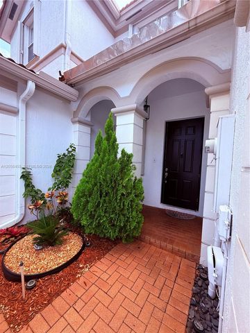 7950 NW 108th Pl, Doral, FL 33178
