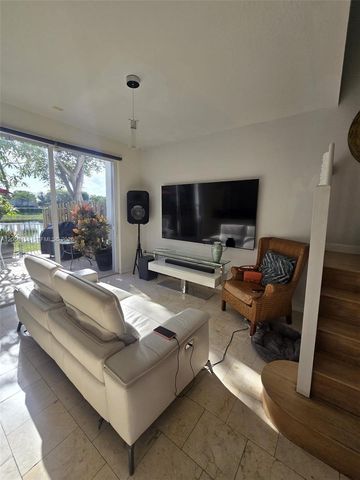 7950 NW 108th Pl, Doral, FL 33178