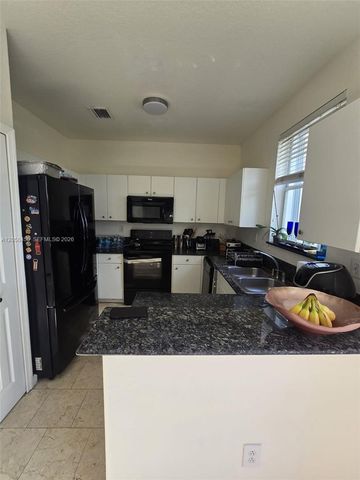 7950 NW 108th Pl, Doral, FL 33178