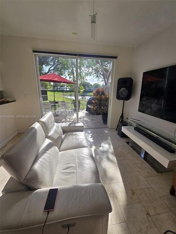 7950 NW 108th Pl, Doral, FL 33178