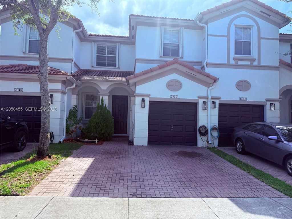 7950 NW 108th Pl, Doral, FL 33178