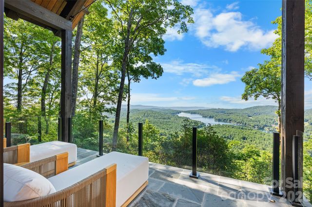 140 Panther Summit Drive, Lake Toxaway, NC 28747