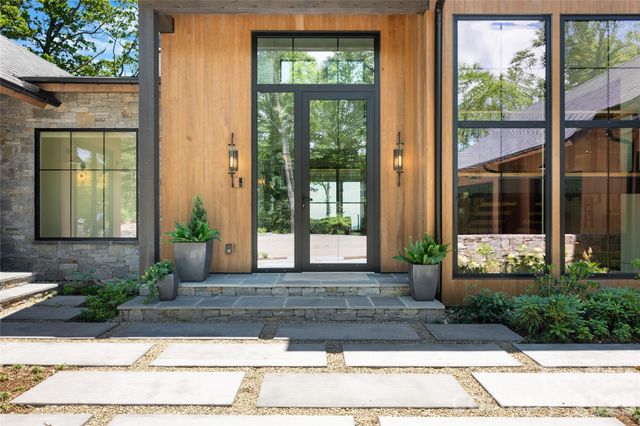 140 Panther Summit Drive, Lake Toxaway, NC 28747