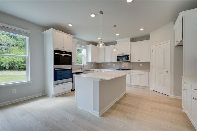 257 Abbotts Crossing Circle, Conyers, GA 30094