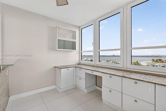 11 Island Ave 1212, Miami Beach, FL 33139